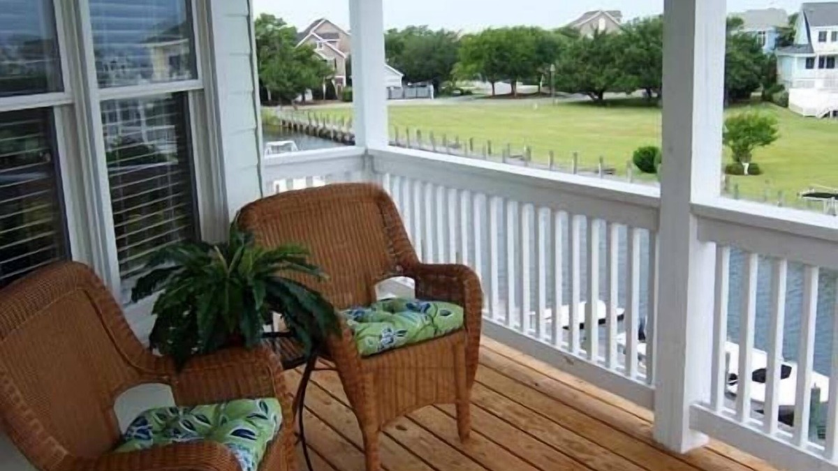 Manteo House | Rudder Village 9A - Pet-Friendly Home in Pirate's Cove
