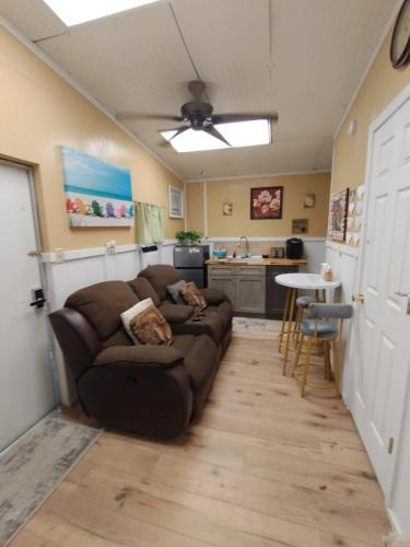 Northeast Pensacola Apartment | Rufi's Retreat