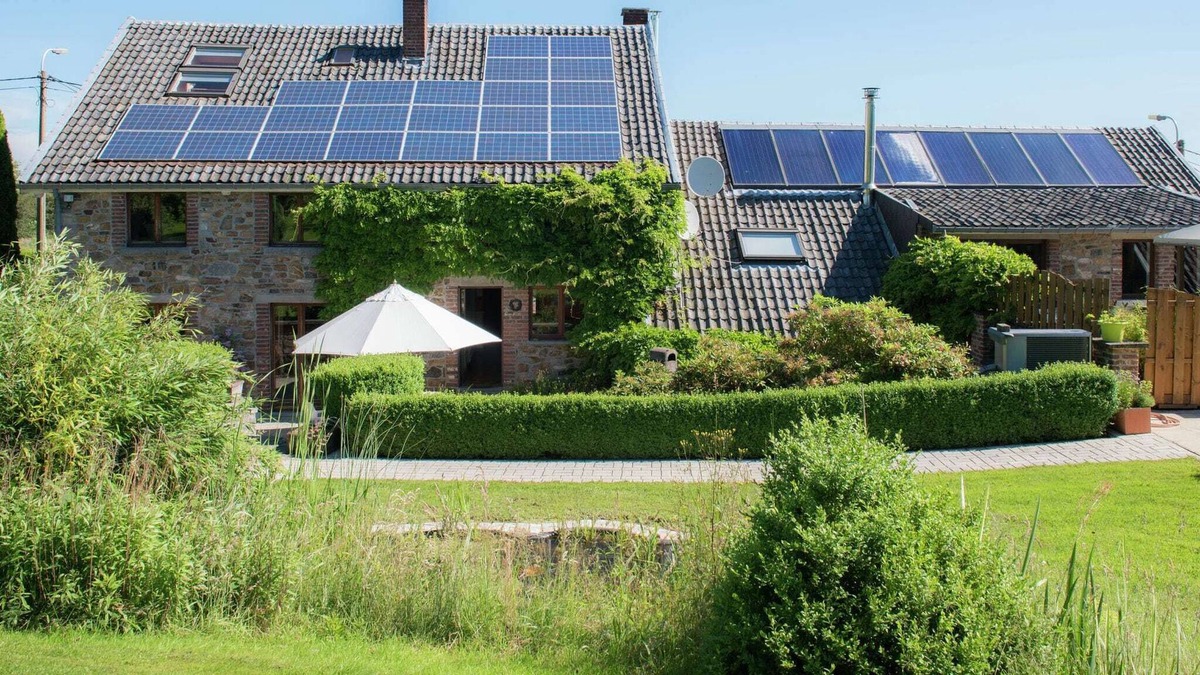 La Reid House | Ruim vakantiehuis in Theux met een zwembad