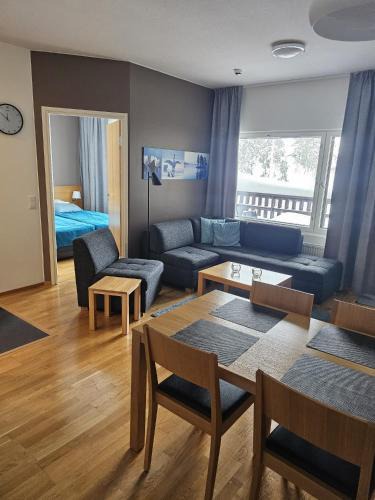 Rukatunturi Apartment | Ruka Chalets Ski-In 1313