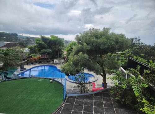 Batu Villa | Rumah Kolam Pribadi