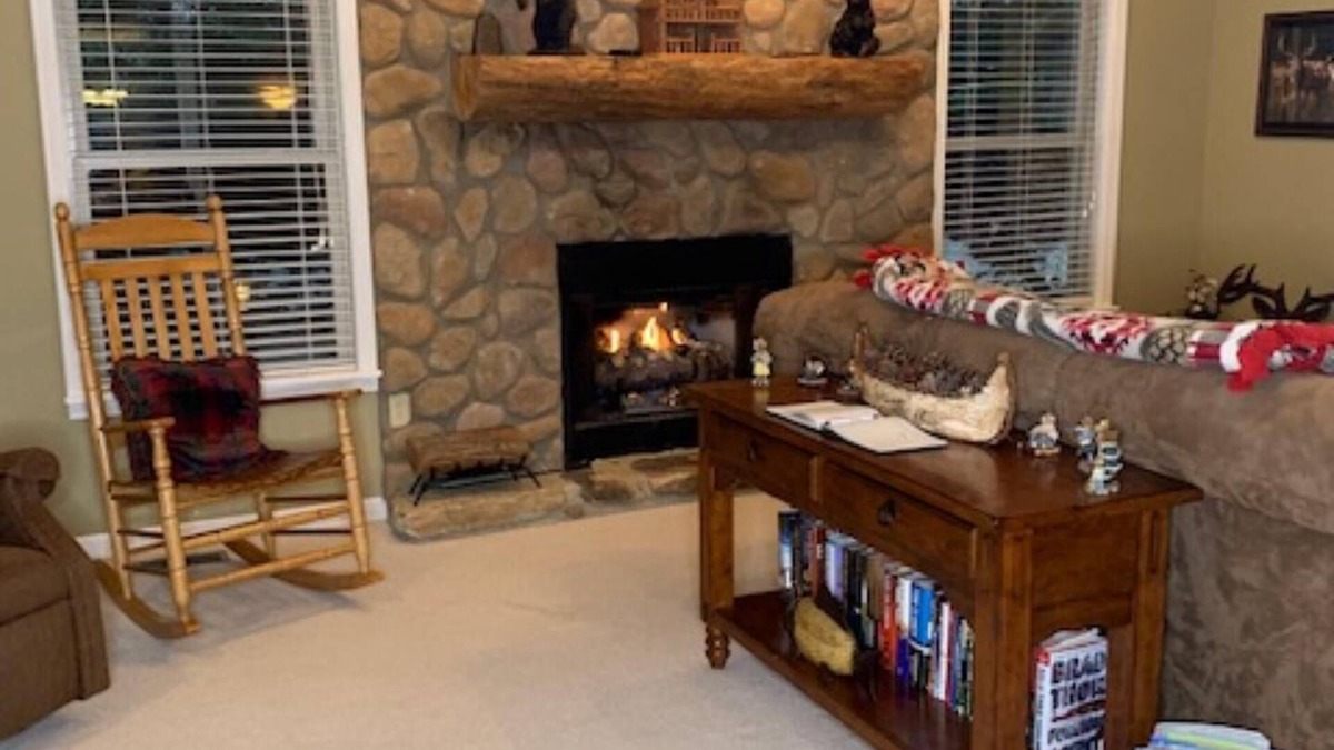 Lake Lure House | Rumbling Bald Resort @ Lake Lure/Golf Cart/Paddle Board. Low cleaning fees.