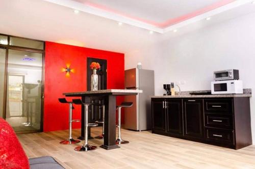 Desamparados Apartment | Runway Retreat Apartment