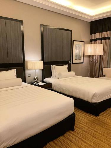 Ararat Hotel | Runway Rooms