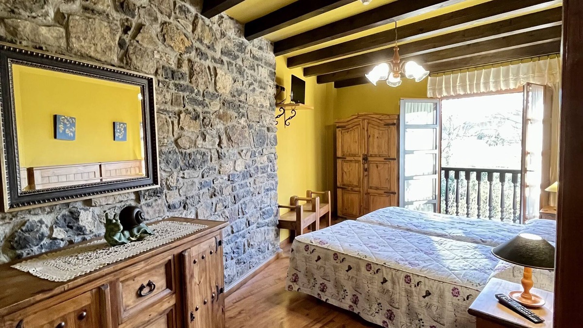 Villaviciosa Cottage | Rural apartment Aptos. turísticos Paseo de la Alameda for 5 people