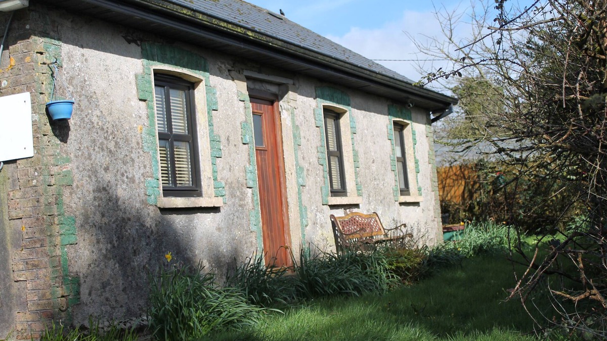 Lisgoold Cottage | Rural Countryside Cottage Ideal base to tour East Cork, 10 min drive to N25/N8