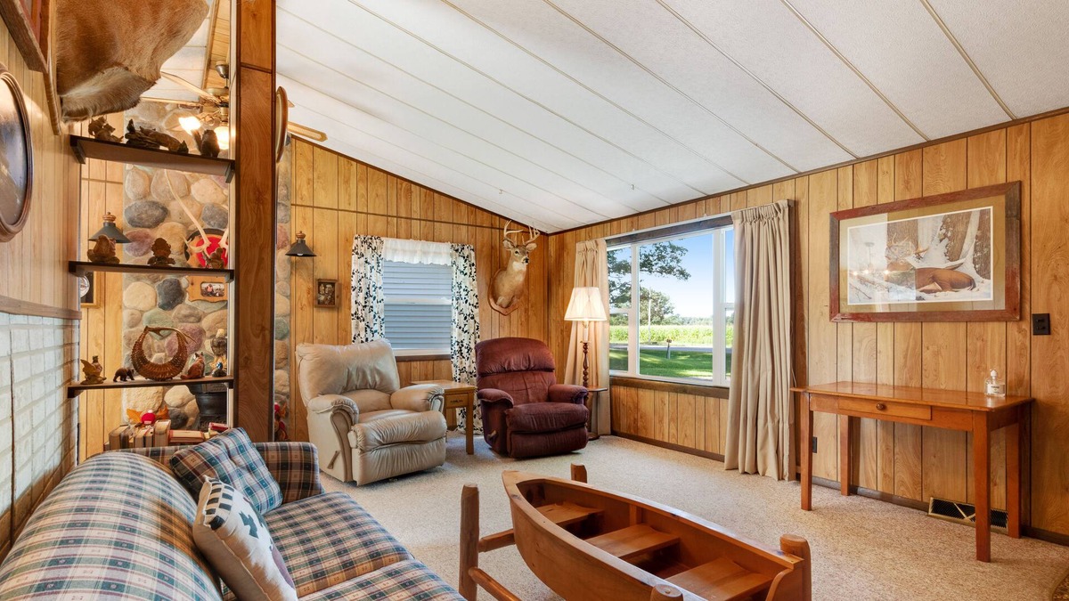Arkdale House | Rural, dog-friendly retreat w/convenient deck w/dining area, firepit, large yard