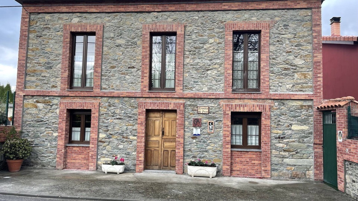Villademar Cottage | Rural house (full rental) La Ermita de Prin for 10 people
