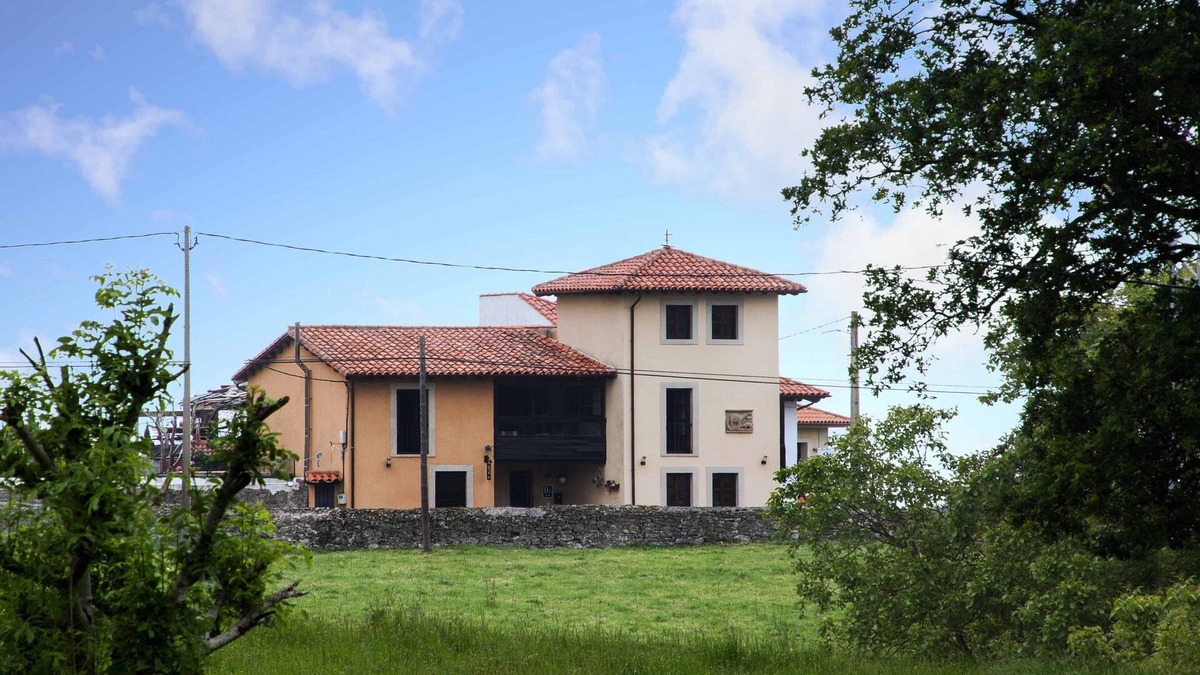 Obaya House | Rural House Gallu Juancho. Between Lastres and Ribadesella and in front of the sea.