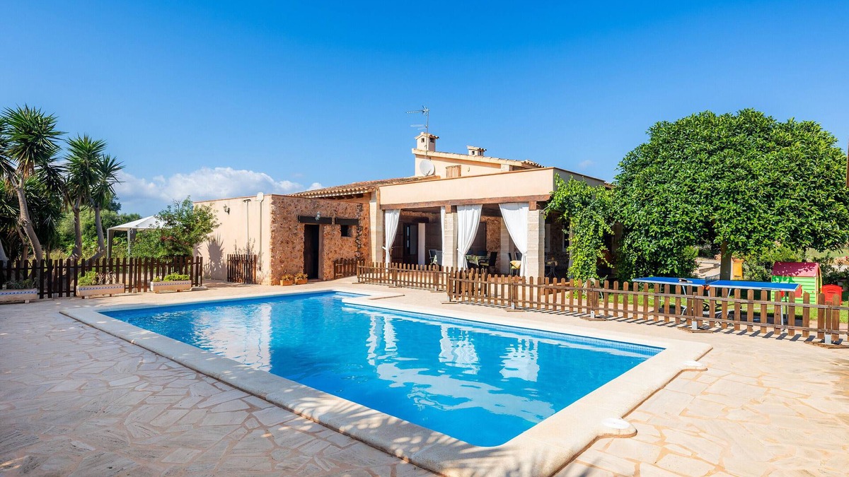 Manacor Villa | Rural House 'Villa Es Coll Doret' with Private Pool, Private Terrace and Wi-Fi