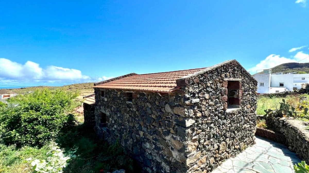Mocanal Cottage | Rural house with BBQ loft and beautiful views