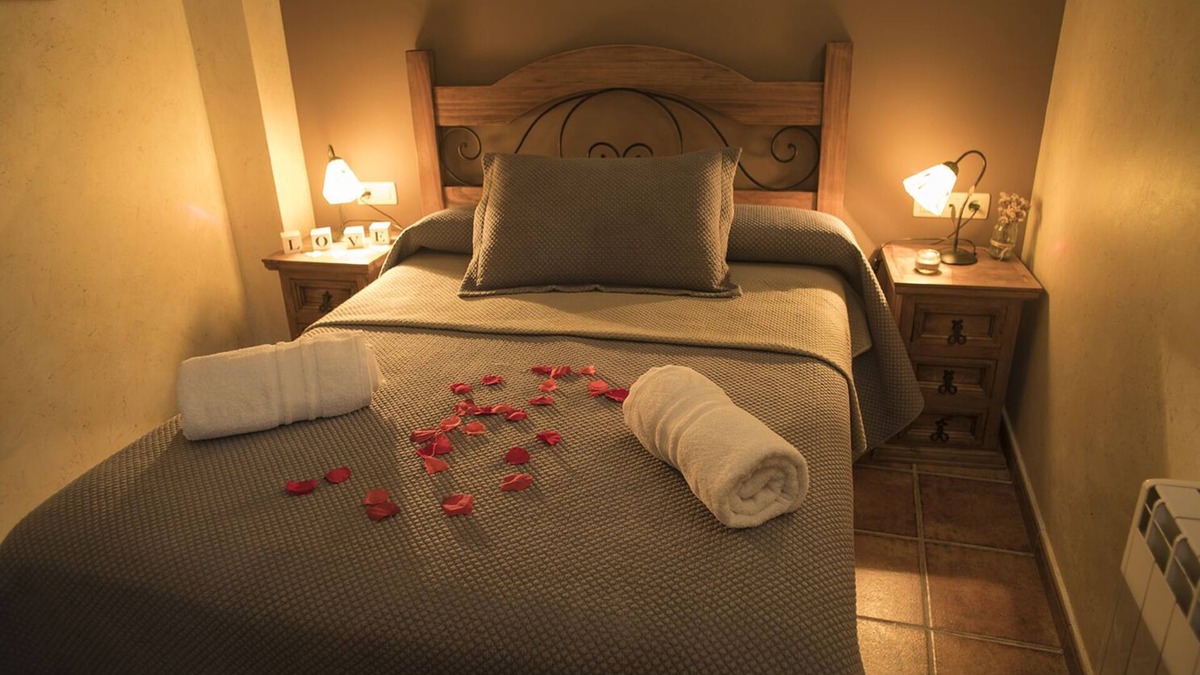 Torres Torres Cottage | Rural house with jacuzzi , special for couples