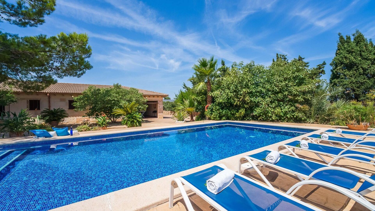 Santa Margalida Villa | Rural property Can Ribas in Can Picafort