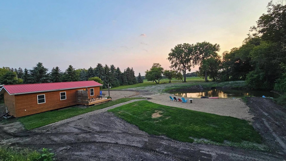 Stanley Cabin | Rural Retreat