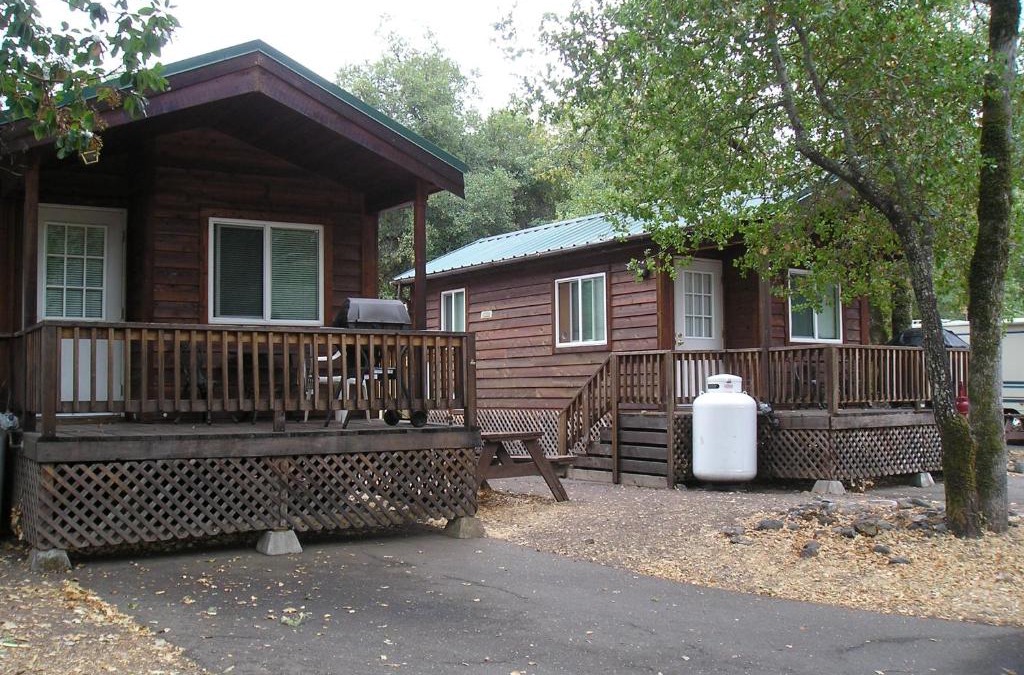 Cloverdale Resort | Russian River Camping Resort Studio Cabin 4
