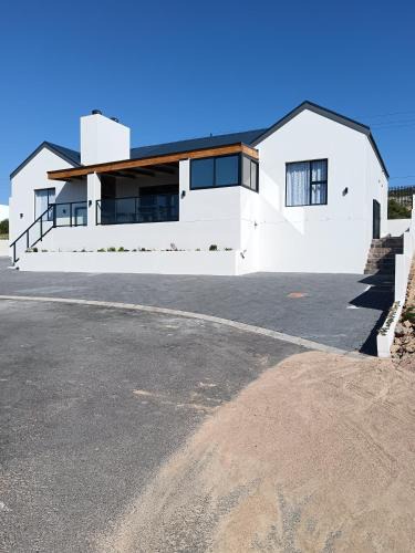 St. Helena Bay House | Russobietjie Luxury Self-catering House