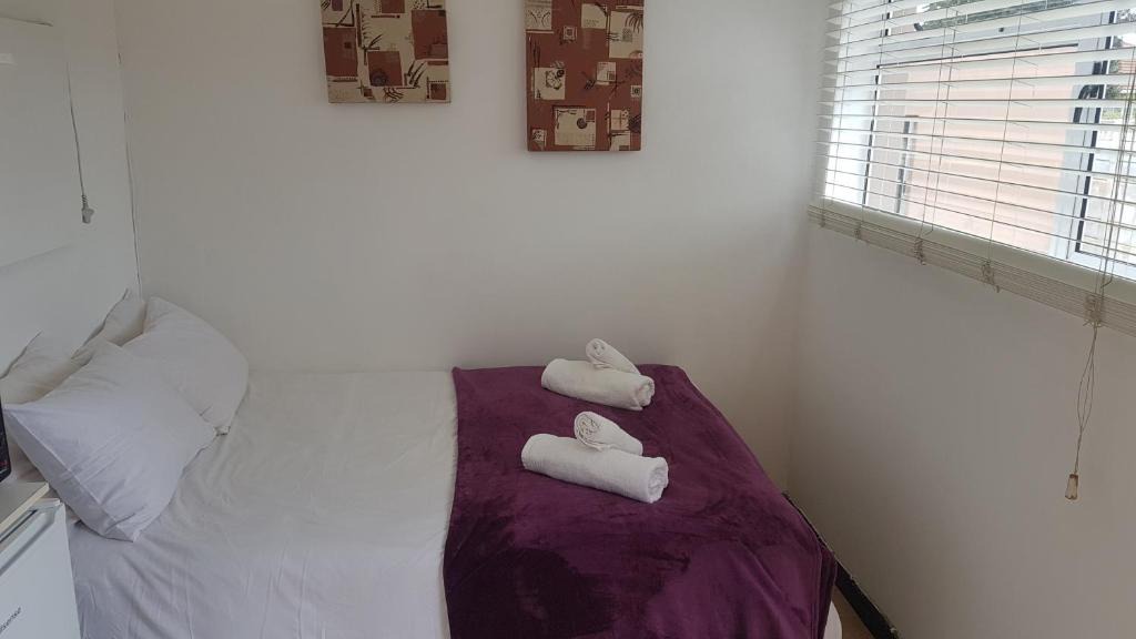 Milnerton Bed & Breakfast | Rustic Budget DBL Room