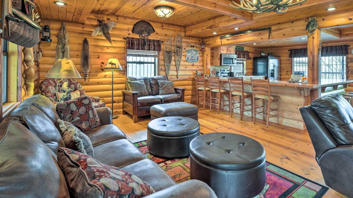 Eagle Rock Cabin | Rustic Cabin in Roaring River State Park!