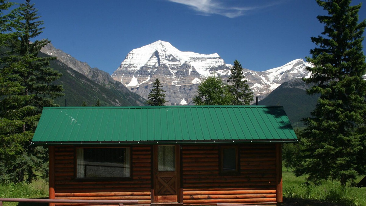 Regional District of Fraser-Fort George Cabin | Rustic cabin in the Canadian Rockies!