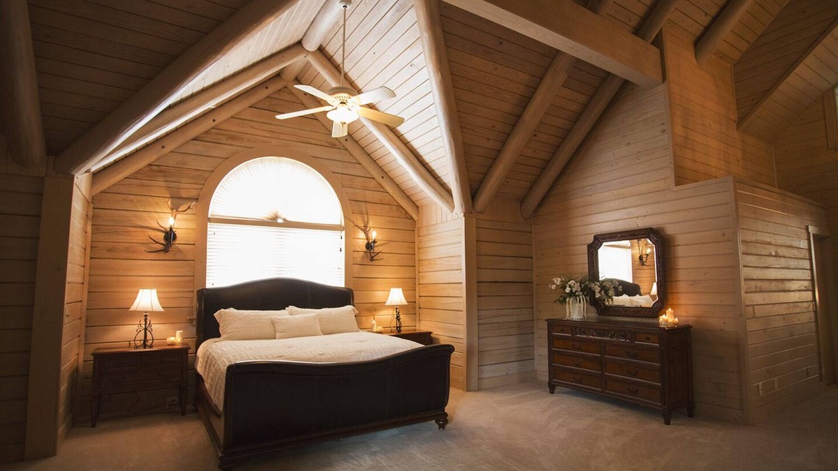 Okeechobee House | Rustic Country Lodge set on 800 Private Acres