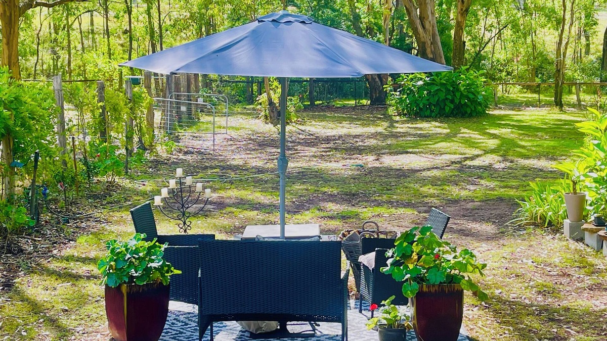 Coonabarabran Cottage | RUSTIC COZY MUD BRICK COTTAGE nUnique Cozy Quiet Place with Hot Tub & Fire Pit