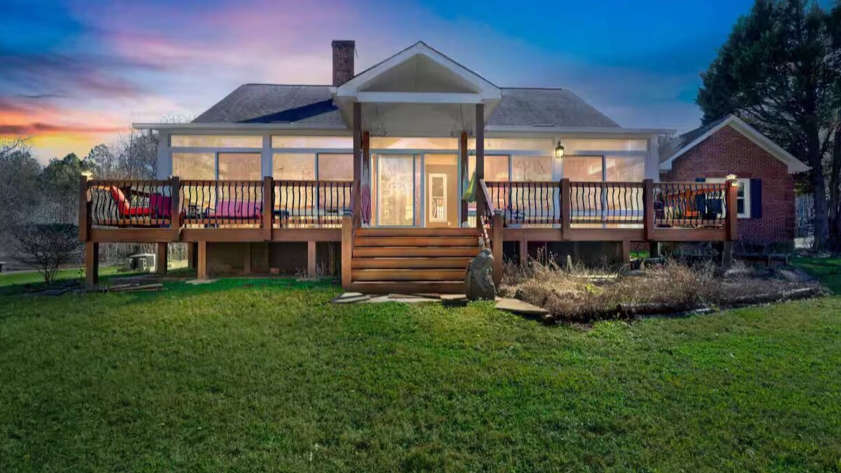 Covington Other | Rustic Elegance: Farmhouse Retreat In Covington