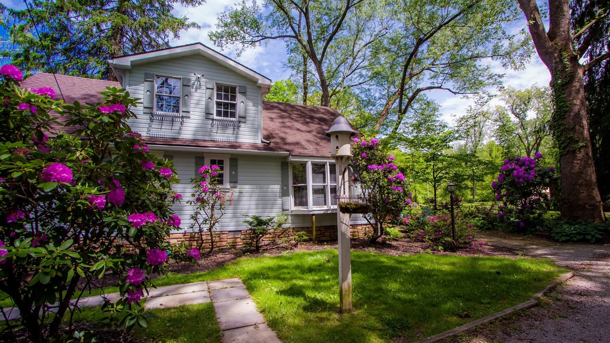 Ligonier House | Rustic Elegance on the Banks of the Loyalhanna Creek–Ligonier