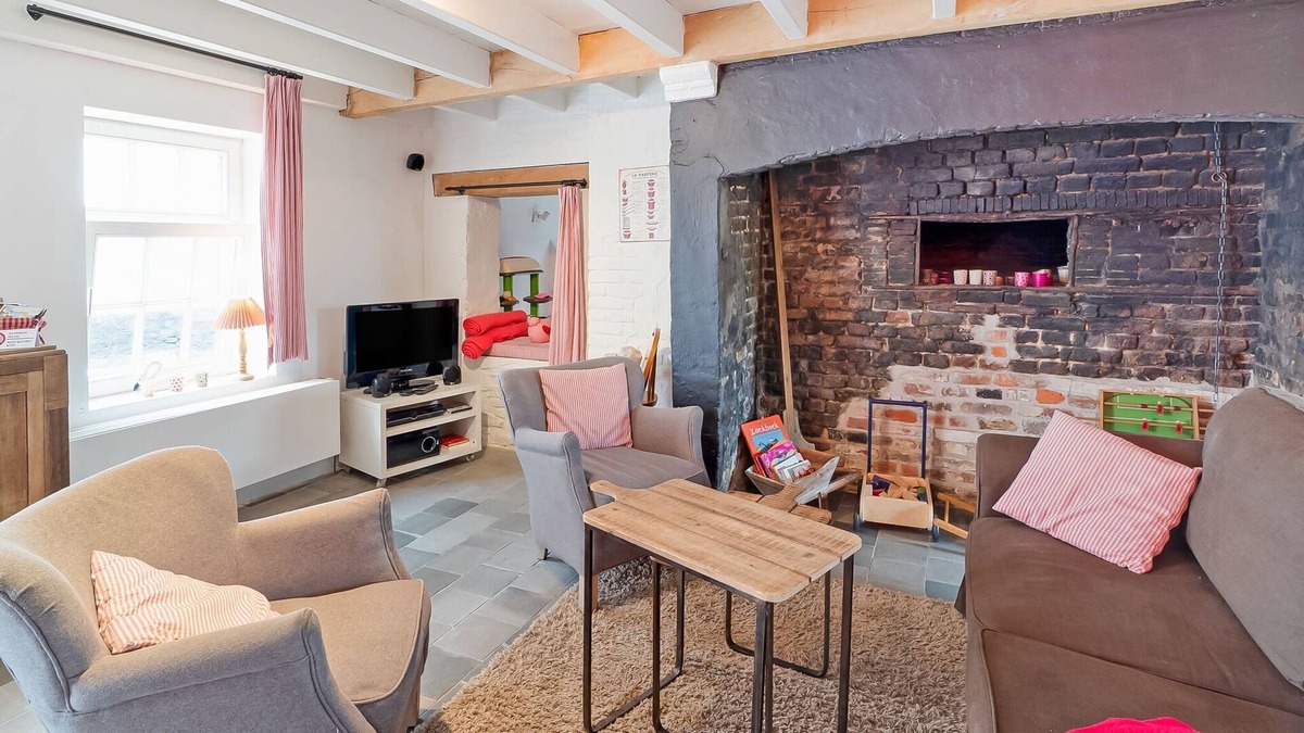 Damme Other | Rustic Farmhouse in Damme with Terrace