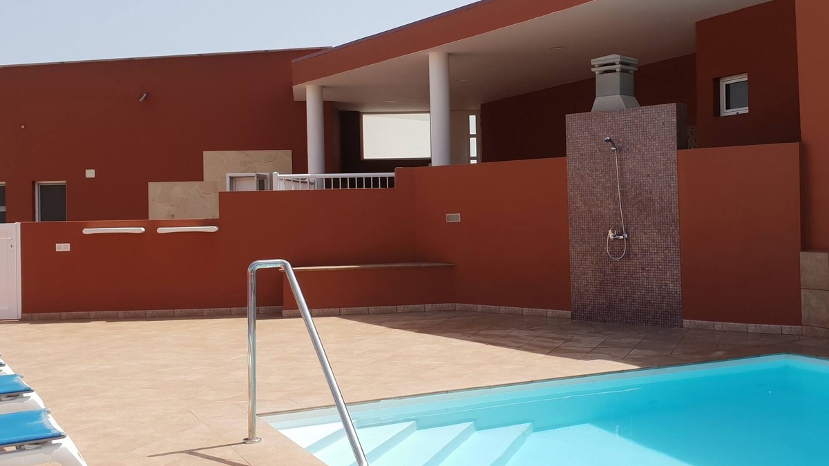 San Bartolome de Tirajana House | Rustic house with private and heated pool