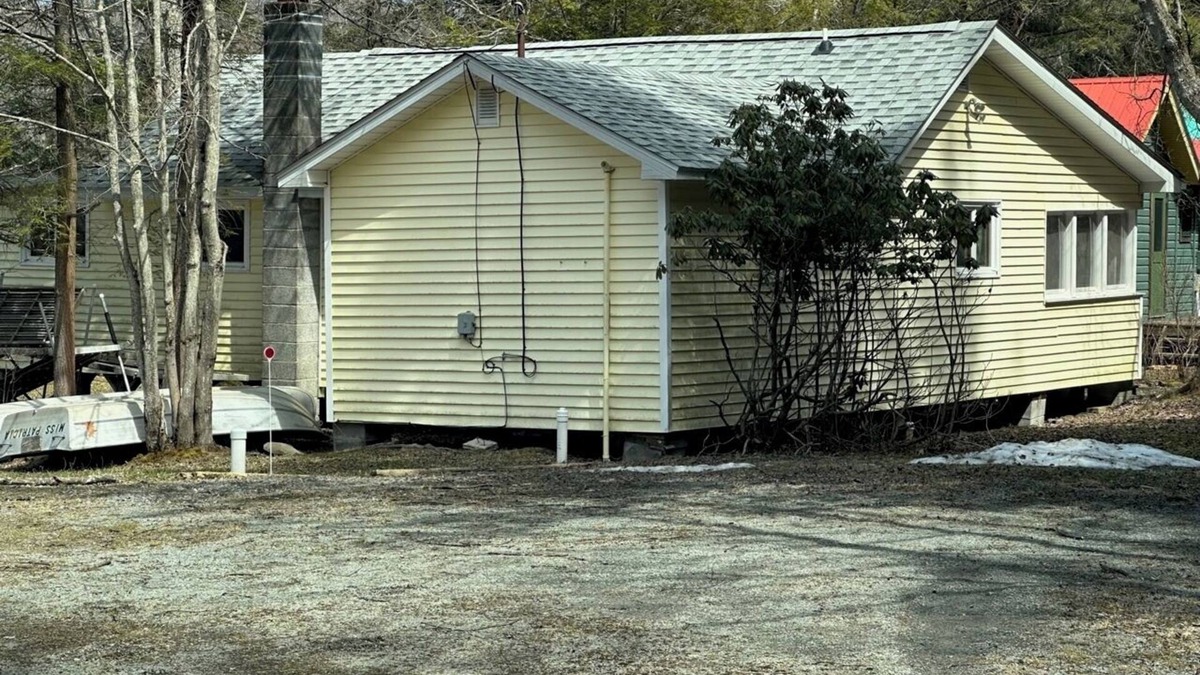 Starrucca Cabin | Rustic lake front cabin in Starrucca, PA