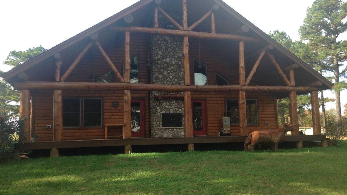 Moodys Cabin | Rustic Log Home in the Pines Great place to rest, relax and unwind!
