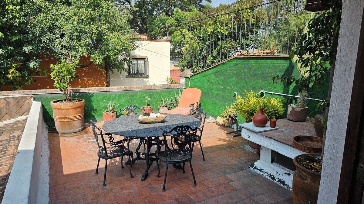 Altavista Condo | Rustic luxury apartment in San Angel