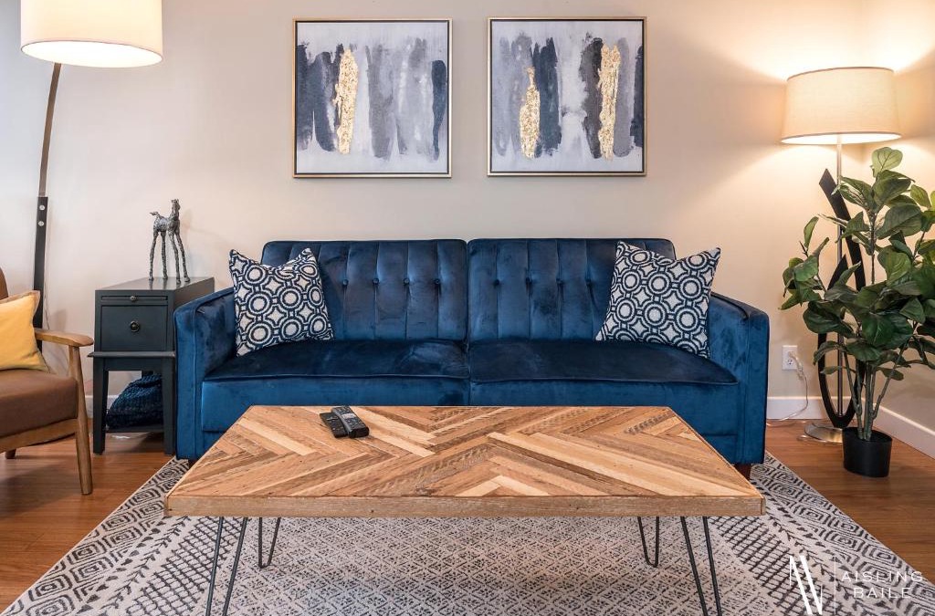 East Kootenay Apartment | Rustic Modern 2 Bed 2 Bath with Lakeview Pool and Hot Tub