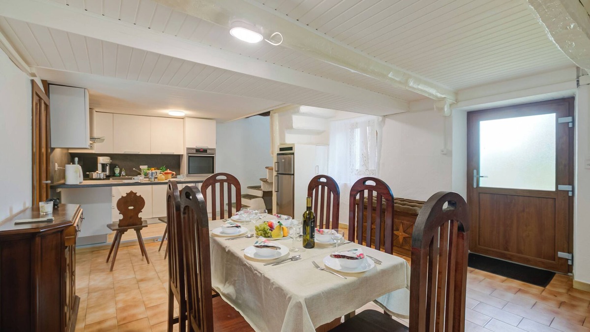 Brissago Apartment | Rustic mountain Brissago 2, Brissago, Switzerland