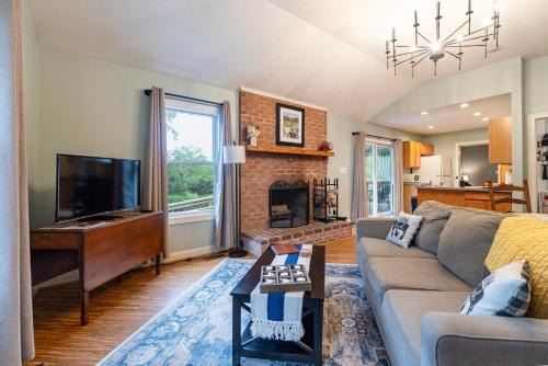 Stanley House | Rustic Reserve - Vineyard Retreat