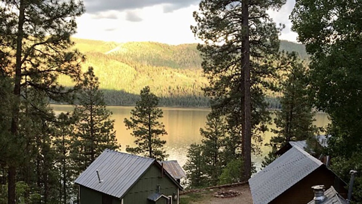 Bayfield Cabin | Rustic Vallecito Lake Cabin9 w/lakeside views
