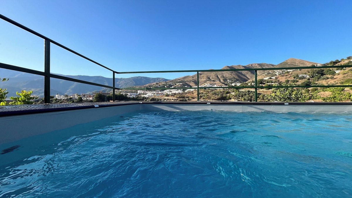 Competa Cottage | Rustic villa with extraordinary views