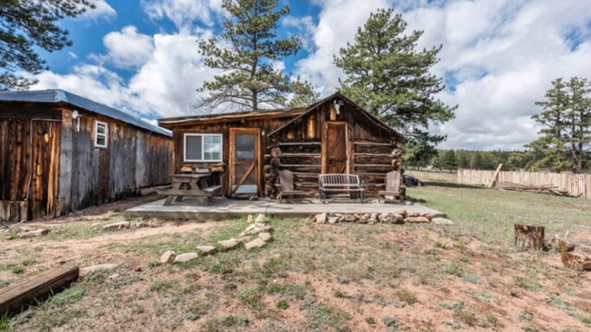 Lake George Cabin | Rustler Cabin - Kitchen included