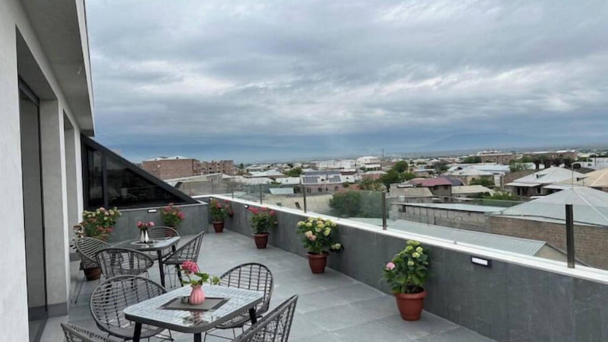 Vagharshapat Apartment | RUVA Guest House