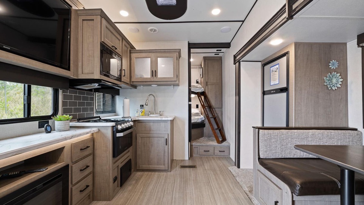 Buford House | RV Delivery & Set up - Bohemian Dream