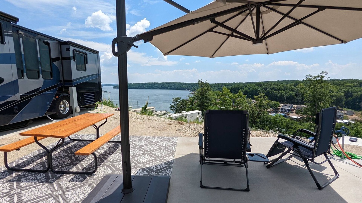 Gravois Mills House | RV+Golf Cart Resort Camping Experience