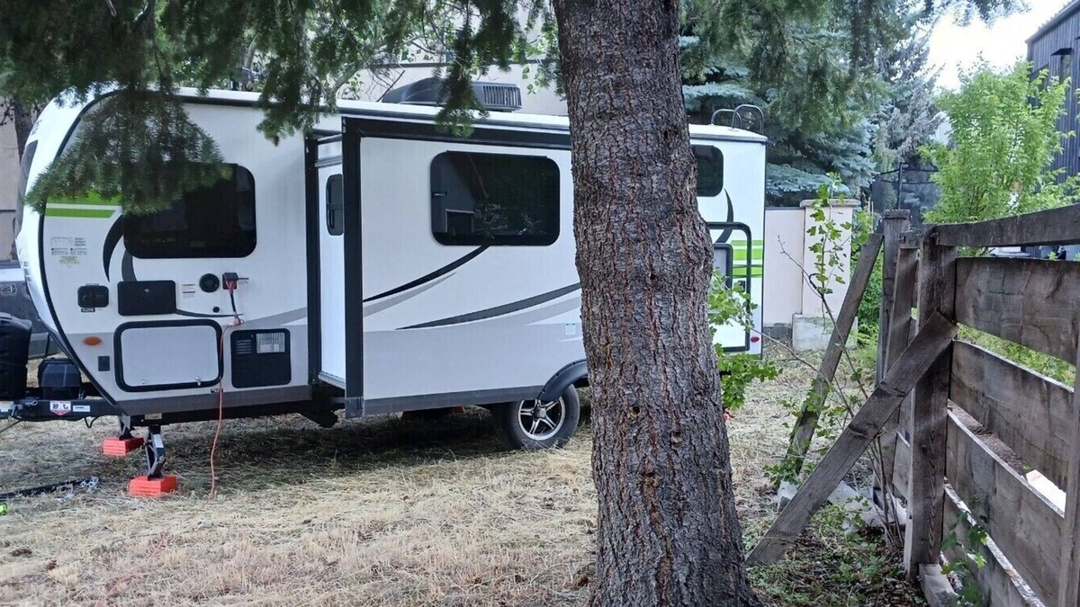 Warm Springs House | RV Parking in Paradise (Parking Space #B)