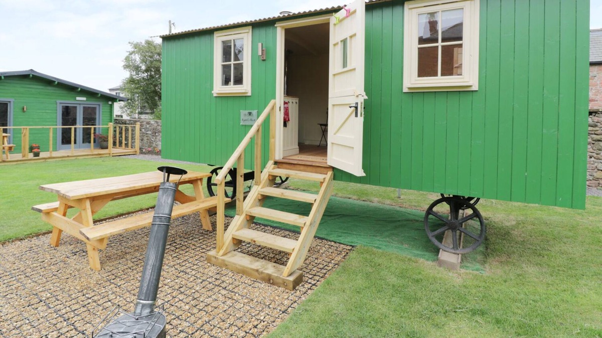 Wigton Cottage | RYAN'S REST, pet friendly, with open fire in Bowness-On-Solway