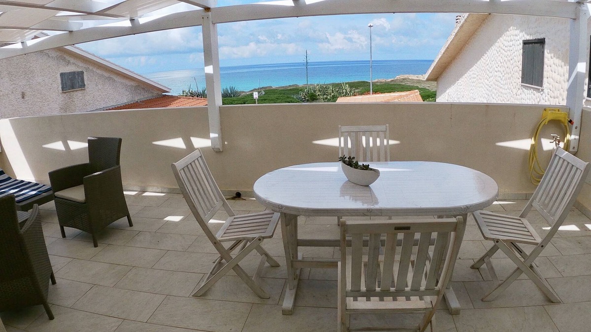 Putzu Idu Apartment | S'arena Soada Facing the Sea