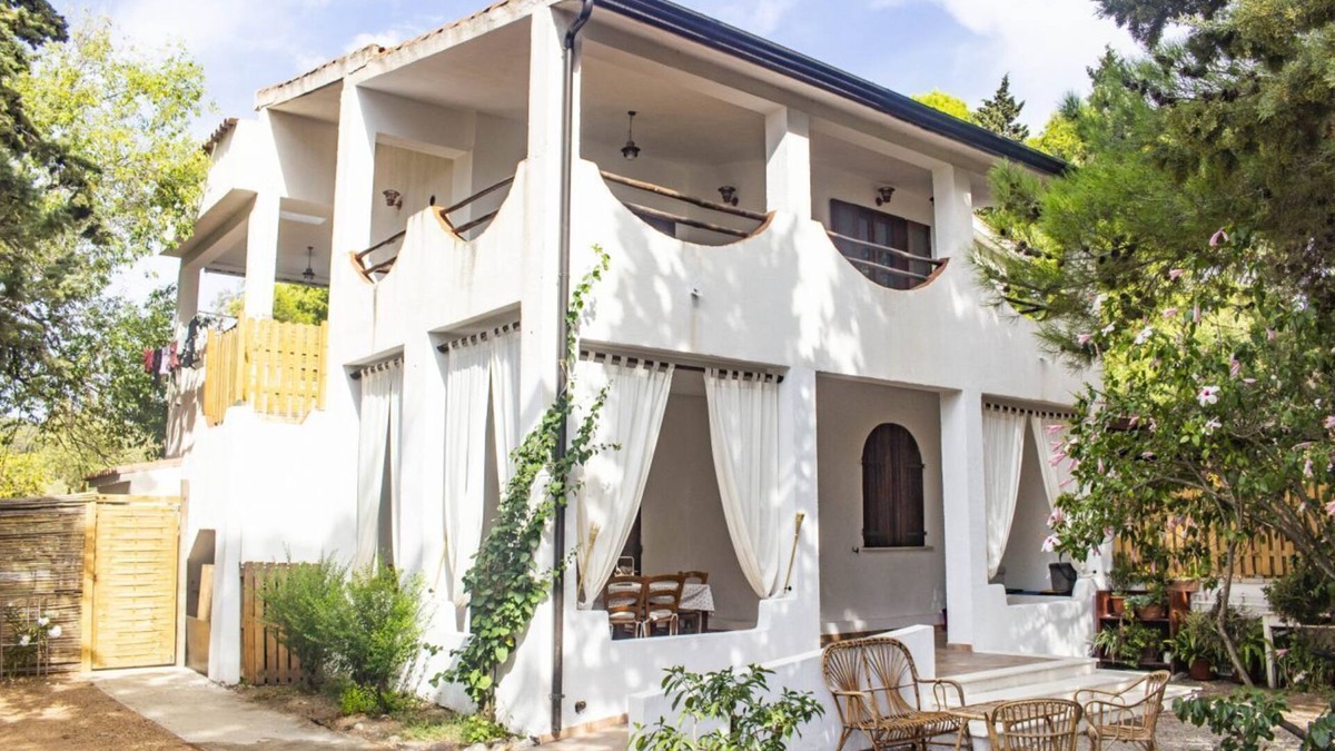 Cardedu Apartment | S'Arenada A, ground floor in villa 600m from the sea