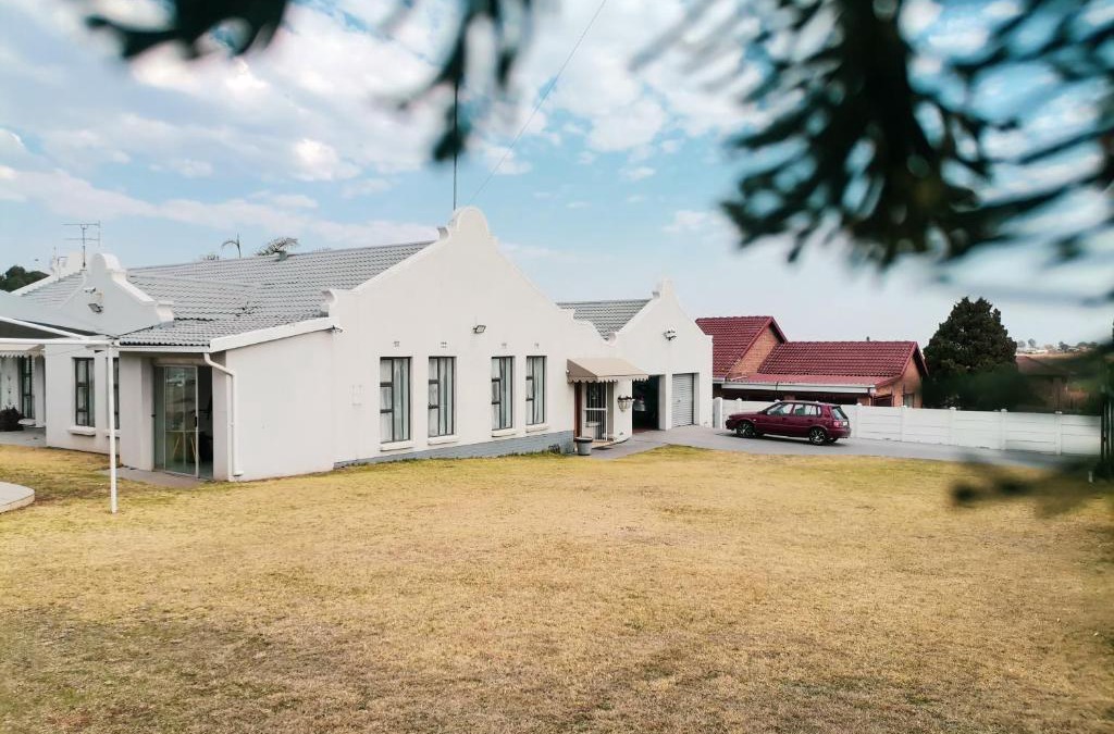 Greater Johannesburg Metropolitan Area House | S.K.E Guest House