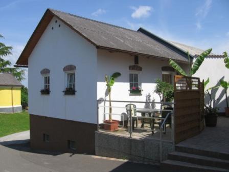 Fehring Apartment | S´ Kellerstoeckl