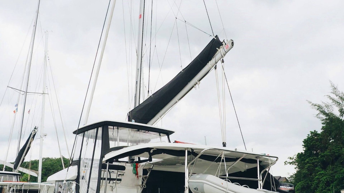 Pa Klok Boat Rental | S/Y P&B: 2017 Lagoon 42 in owner's version (3-cabin layout).