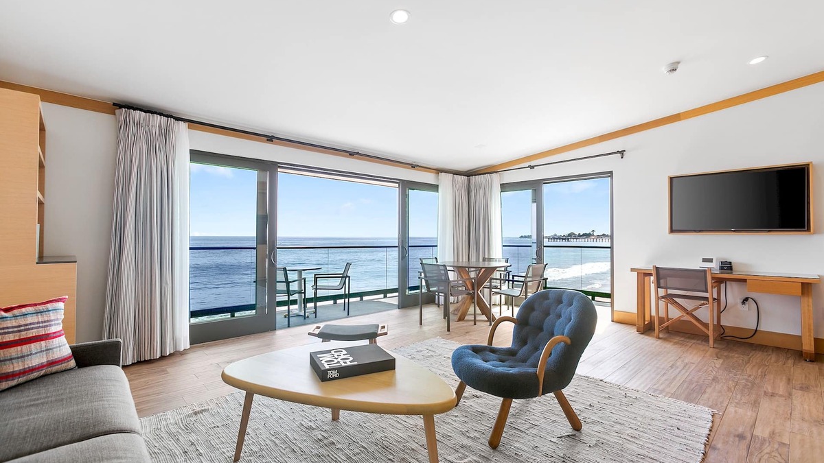 Eastern Malibu Apartment | SA Beach Suites #10 - The Perfect Suite on Carbon Beach