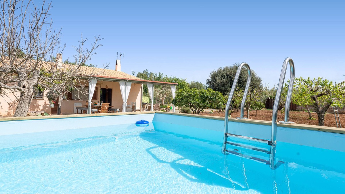 Buger Ski Chalet | Sa Caseta (Búger) - Two Bedroom Chalet, Sleeps 4
